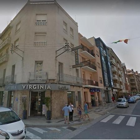 Hostal Virginia Tortosa Esterno foto