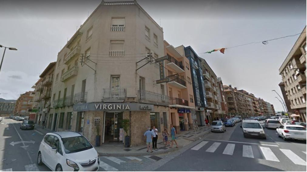Hostal Virginia Tortosa Esterno foto